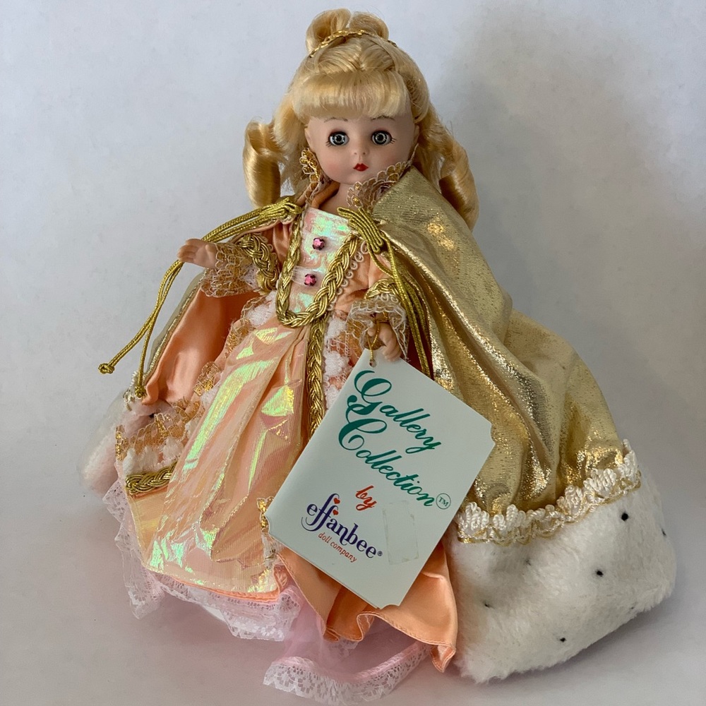 Cinderella 1992 effanbee Gallery Collection - Story Book Series